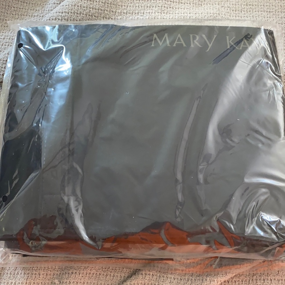 Mary Kay Travel Roll Up Bag